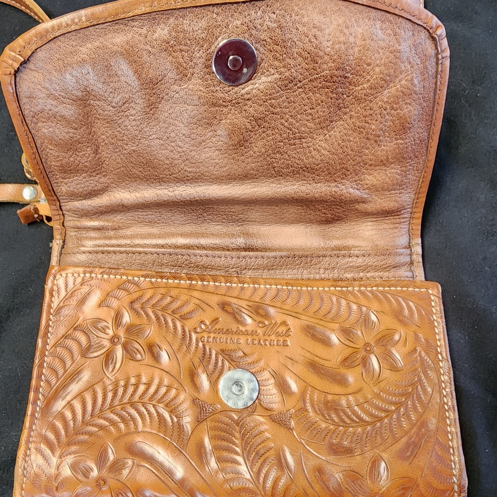 American West Tooled Genuine Leather Western Shoulder/Crossbody Saddlebag - Picture 6 of 10